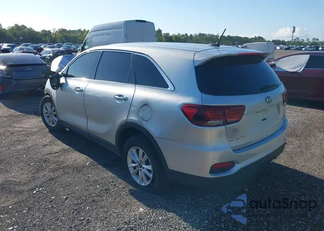 2020 Kia Sorento 2.4L L z USA, uszkodzony, nr VIN 5XYPG4A32LG686471